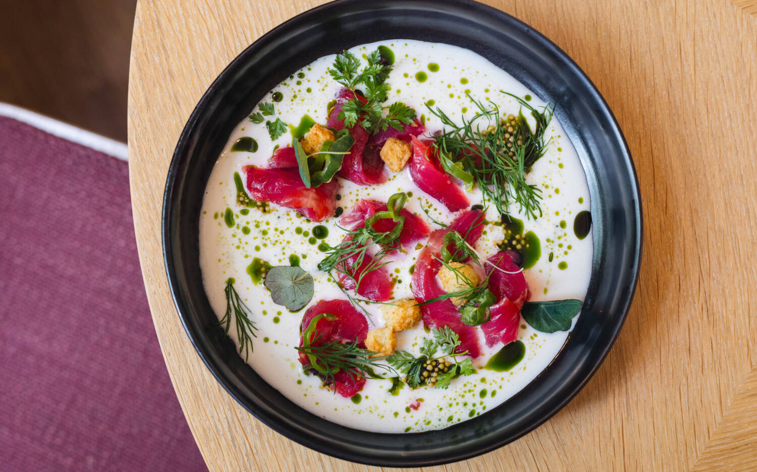 Experimentelle Hausmannskost: In der Elma Speisekneipe geht es innovativ und kreativ zu / ©Julia Schumacher 