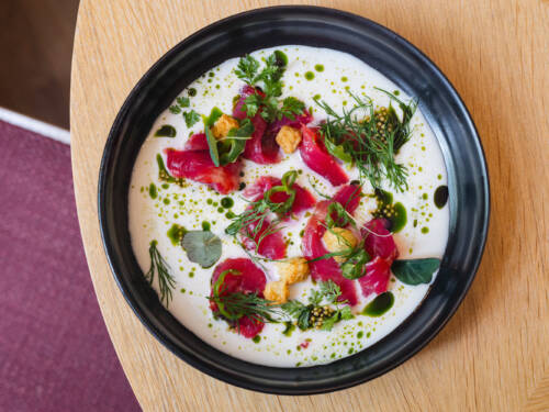 Experimentelle Hausmannskost: In der Elma Speisekneipe geht es innovativ und kreativ zu / ©Julia Schumacher 