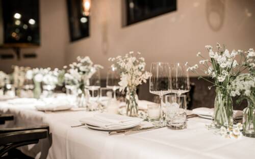 Feiern bei den Profis: Zahlreiche Restaurants, wie das Küchenfreunde Kraftwerk, sind tolle Locations für die private Feier / ©Küchenfreunde