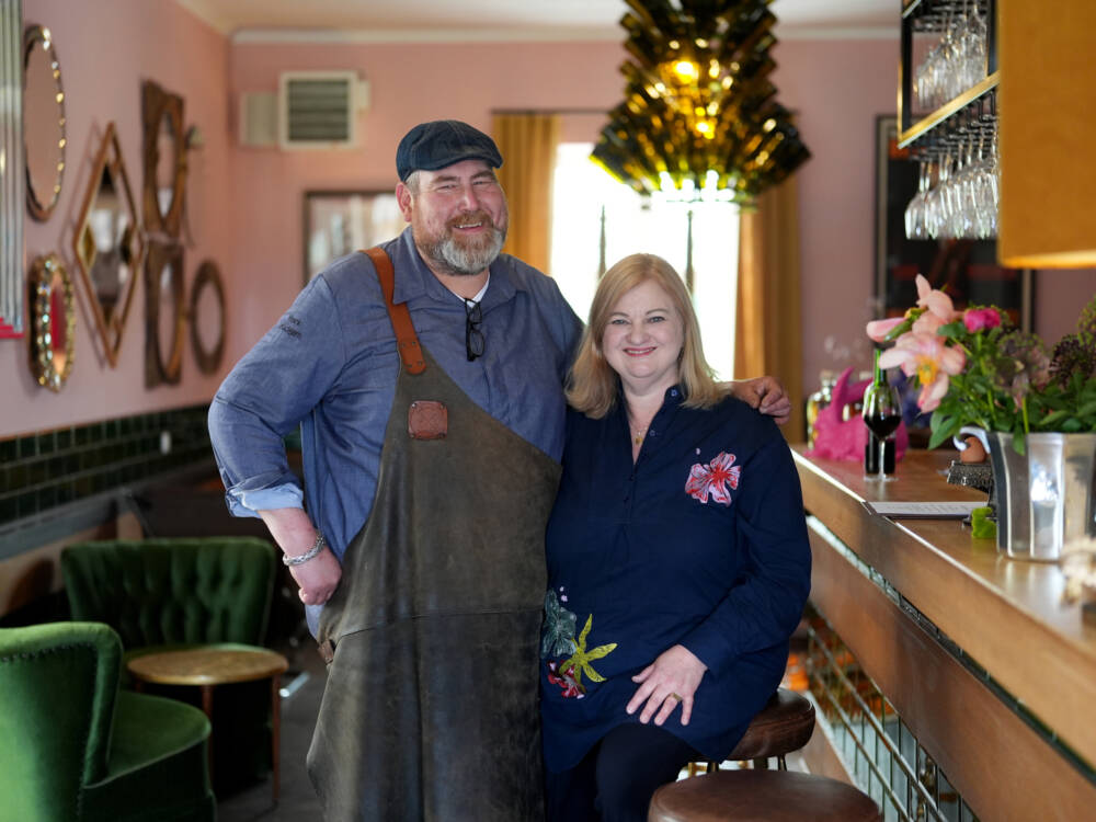 Frank Brüdigam und Barbara Oechsle sind seit einem knappen Jahr für die Gastro im Goldclub Schloss Breitenburg verantwortlich / ©Marcus Brandt