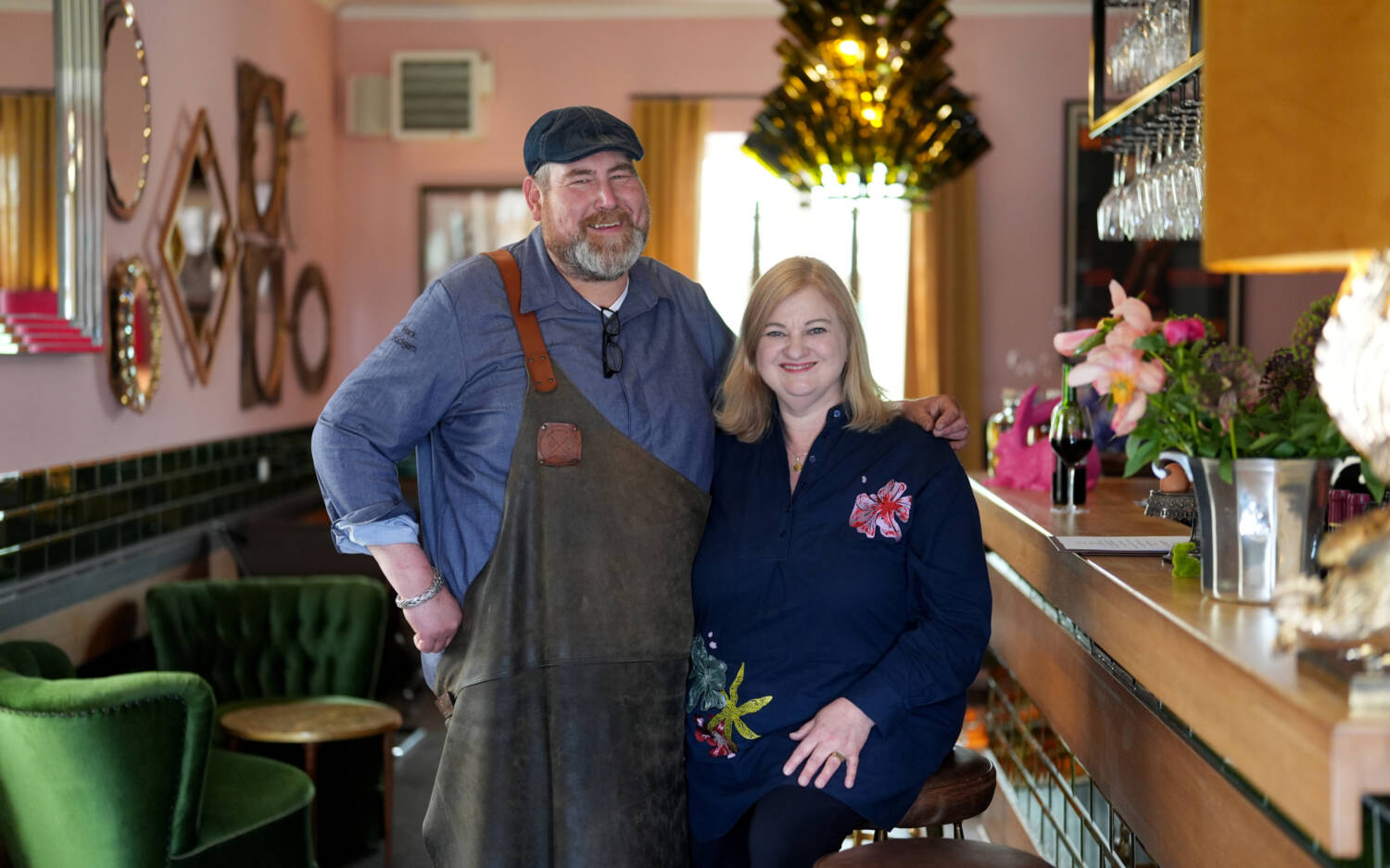 Frank Brüdigam und Barbara Oechsle sind seit einem knappen Jahr für die Gastro im Goldclub Schloss Breitenburg verantwortlich / ©Marcus Brandt