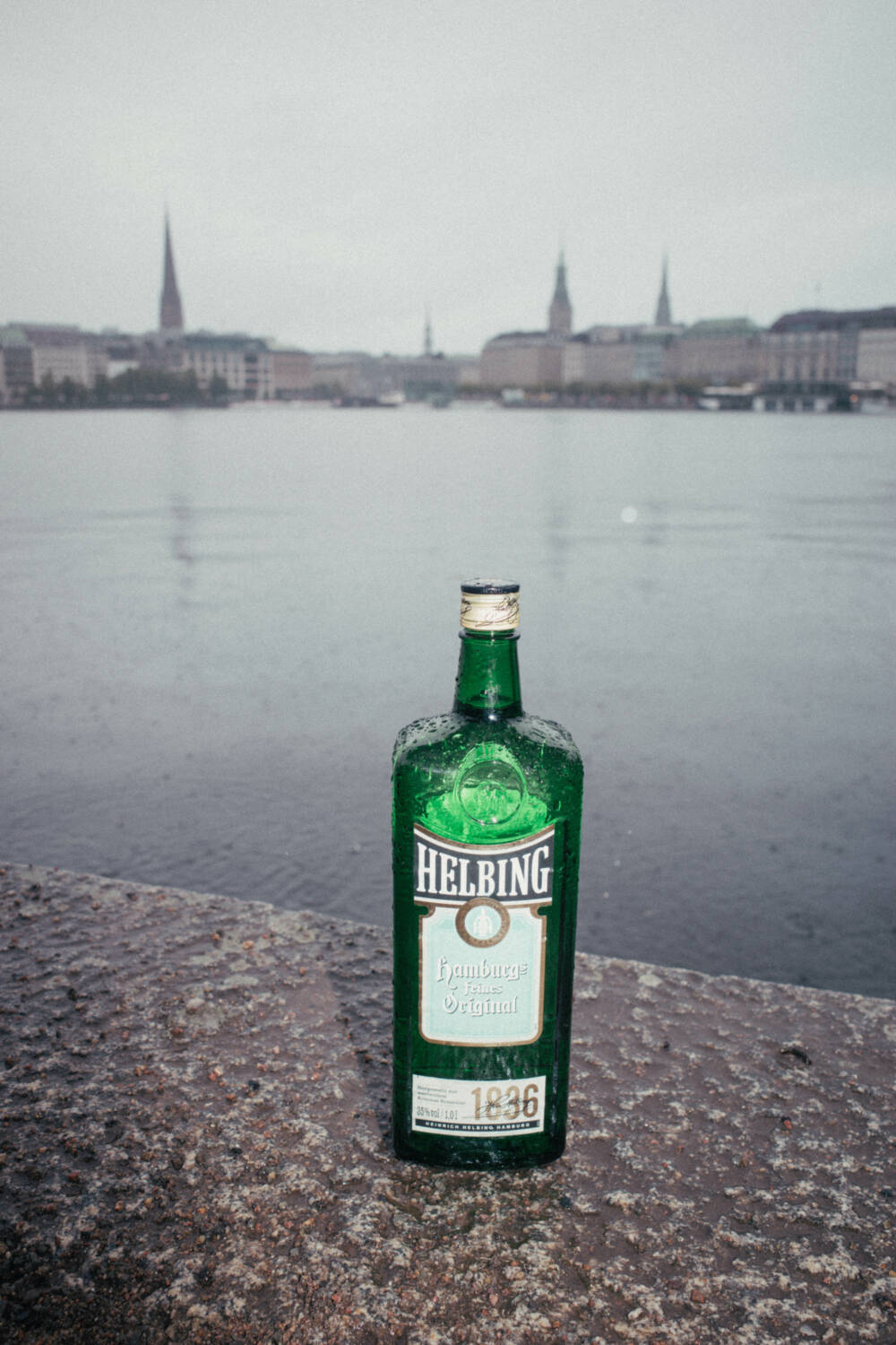 Helbing und Hamburg gehören seit fast 200 Jahren fest zusammen / ©Helbing