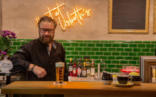 Hier wird jeder Gast mit einem breiten Lächeln empfangen / ©Cantine Papa Lisbeth