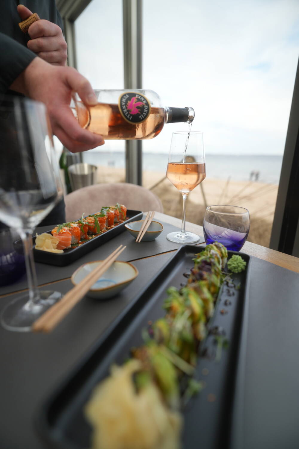Im Hamptons trifft norddeutsche Lässigkeit auf subtile Eleganz und feinste Sushi-Kreationen / ©Sven Rabe