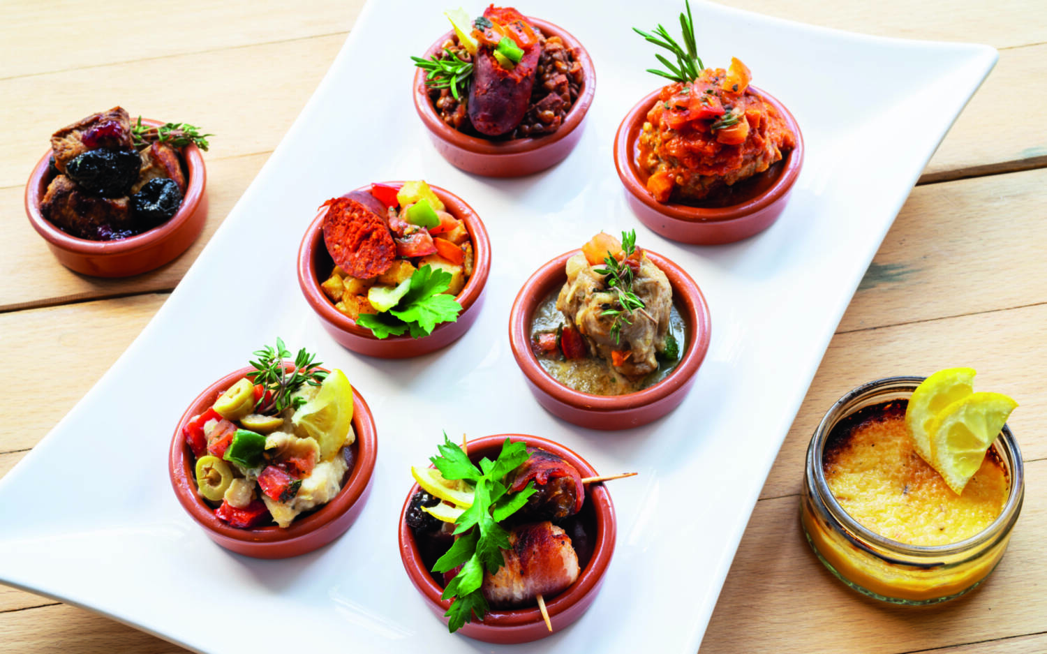 Im Le Golden Igel werden spanische Tapas-Klassiker mit modernem Twist serviert / ©Tim Gerdts