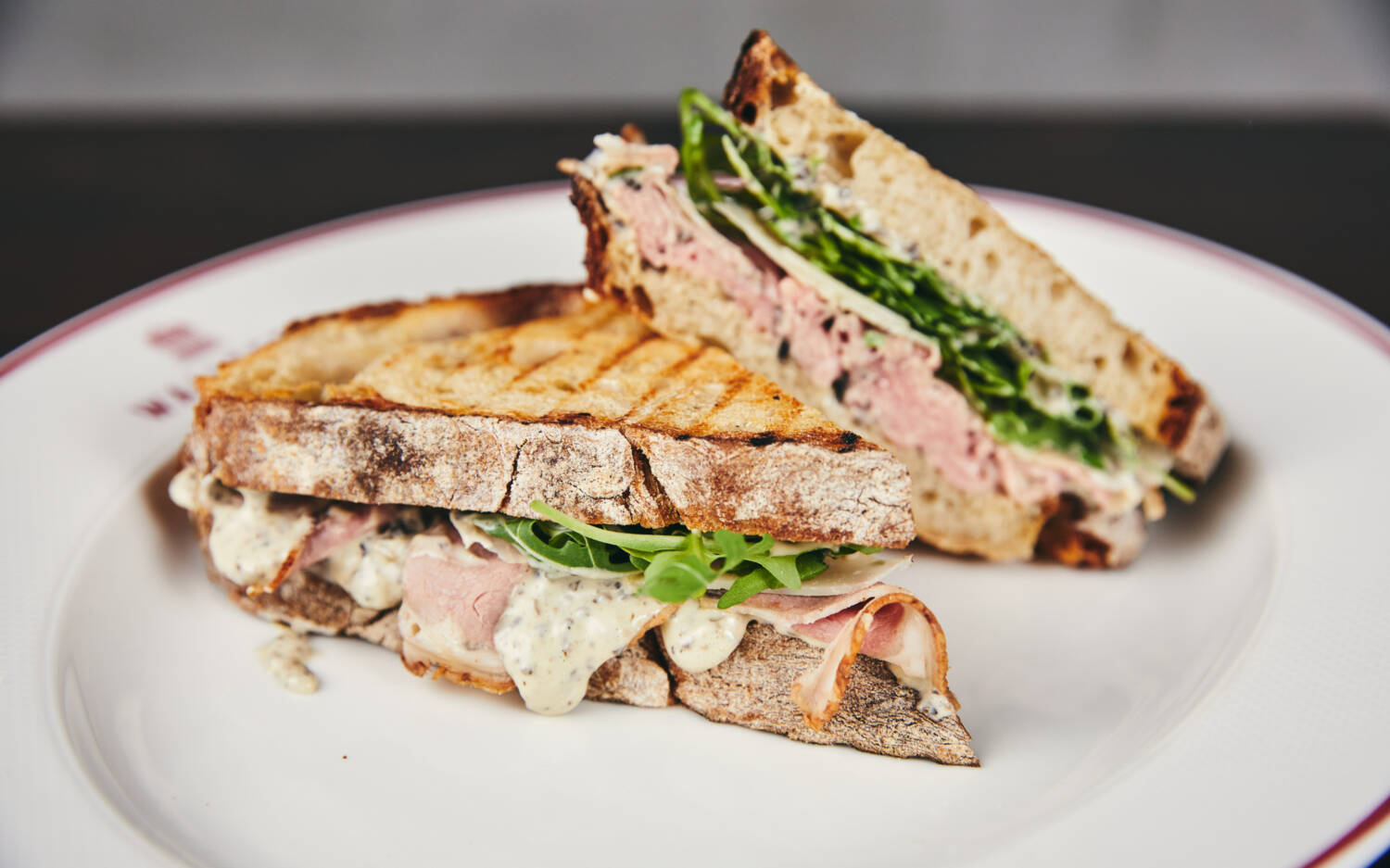 Im Wallter’s wird klassische Küche klar, hochwertig und ohne viel Schnickschnack auf den Punkt gebracht / ©Nils Schwarz