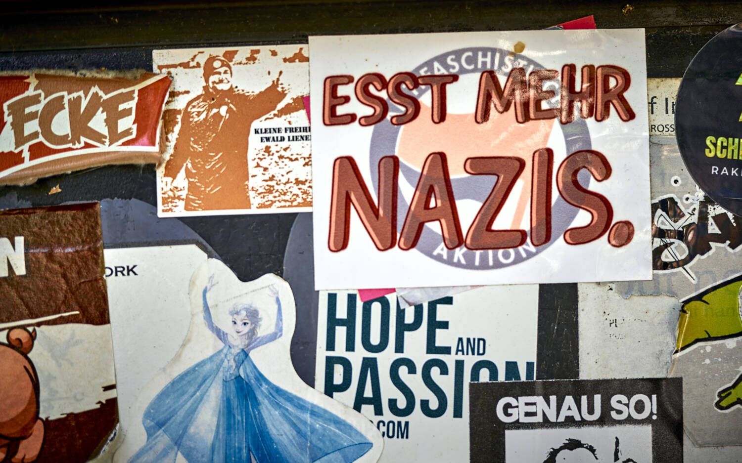 Klare Haltung des Cafés auf St. Pauli: Esst mehr Nazis / ©Marc Sill