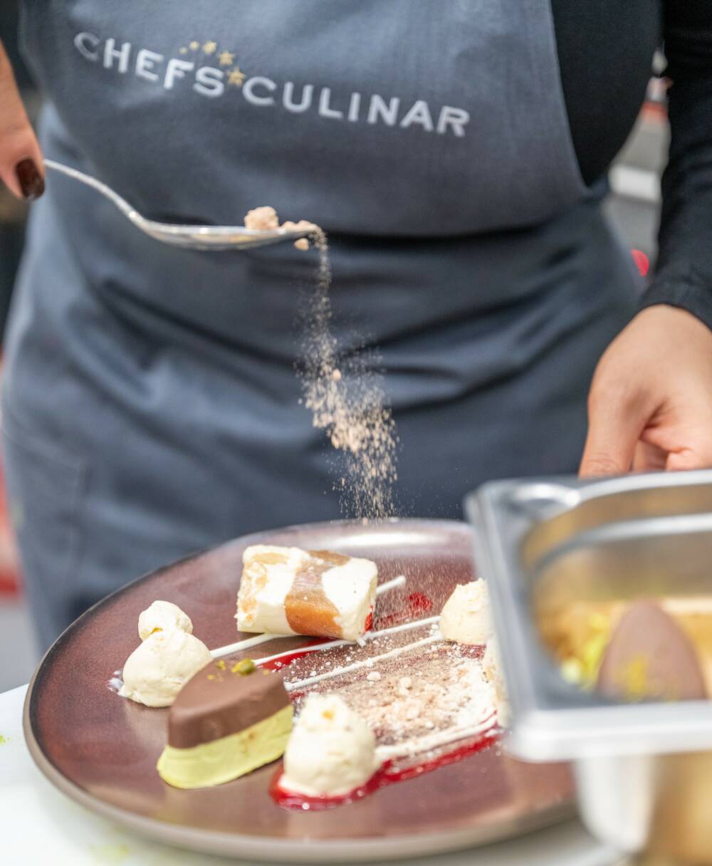 Mittendrin – beim Live-Cooking kann man auf den CHEFS Inspiration Messen (Nachwuchs-)Talenten bei der Arbeit zuschauen / ©CHEFS CULINAR