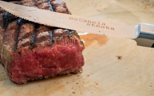 Saftiges Steak gibt es im Estancia Steaks / ©Estancia Steaks