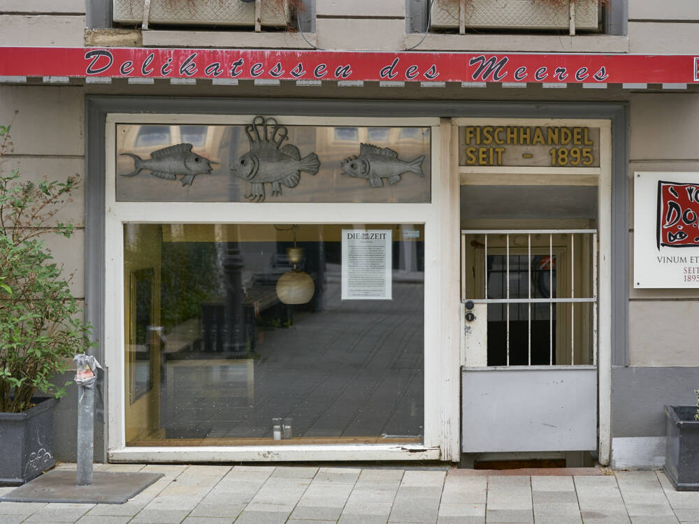 Seit 1895 hält sich der Fischhandel: Delikatessen des Meeres wacker / ©Marc Sill