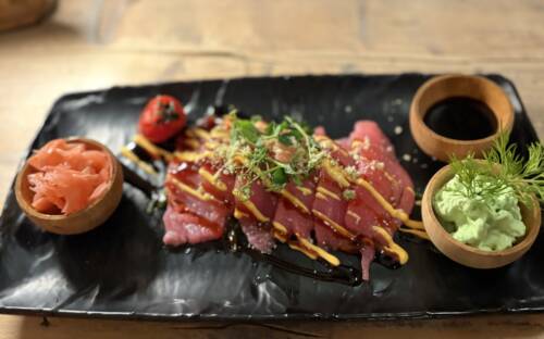  Thunfisch-Sashimi, wunderbar frisch, bezaubernd und einfach zum Verlieben / ©Michael Hein