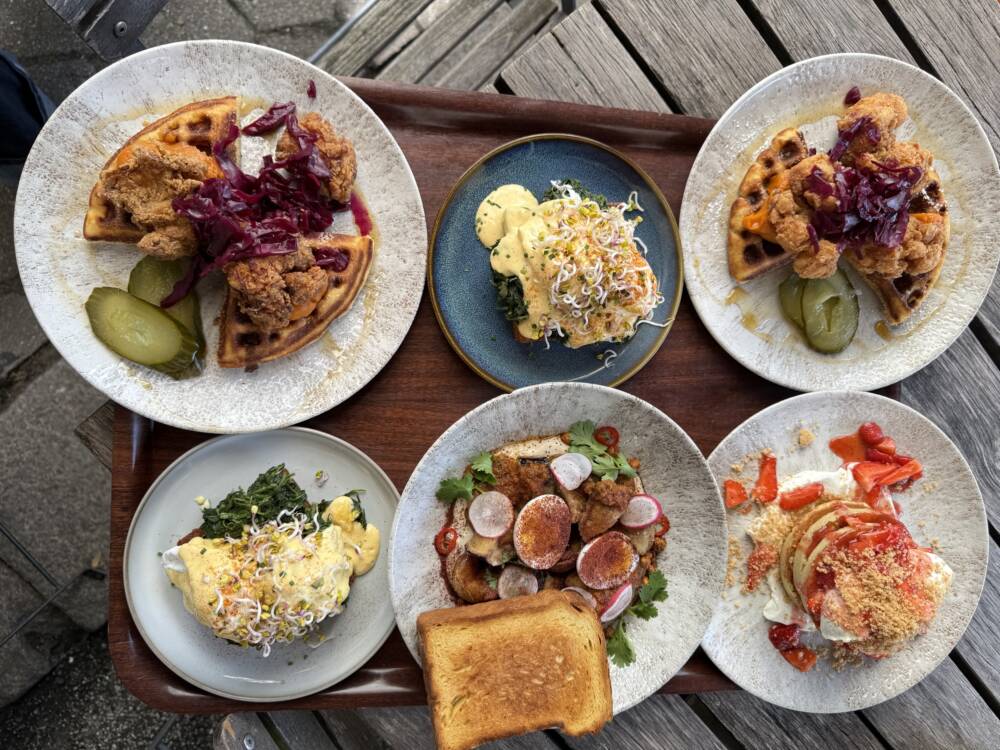 Alles, was das Herz begehrt: Beim Berta Boozy Brunch Klub kann man süß und deftig schlemmen / ©Berta Boozy Brunch Klub