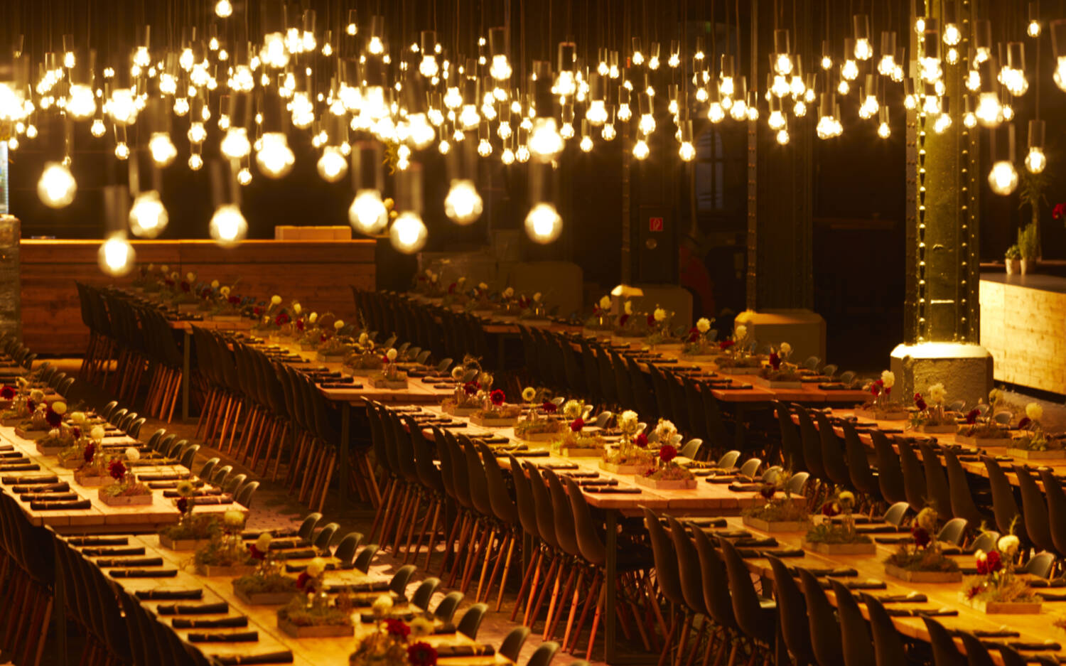 Auch in beliebten Locations wie der Altonaer Fischauktionshalle sorgt Nordlite für gelungene Events mit Fullservice /©Tim Oehler