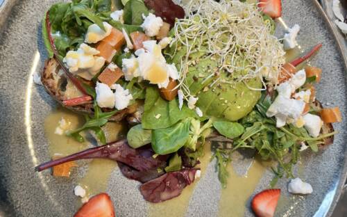 Das Sauerteigbrot kommt komplett Vegan und es fehlt ihm an nichts / ©Laura Neumayer 