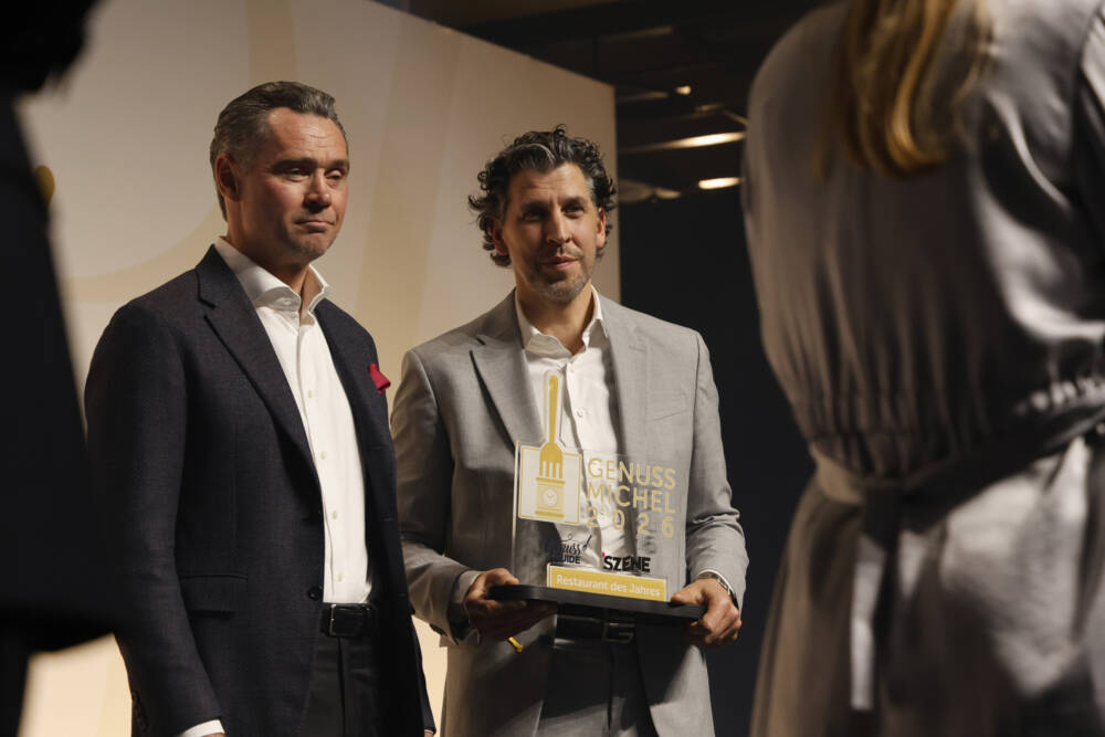 Die großen Gewinner: Dirk Kowalke (l.) und Benny Kast vom Fischereihafen Restaurant / ©Jan-Rasmus Lippels