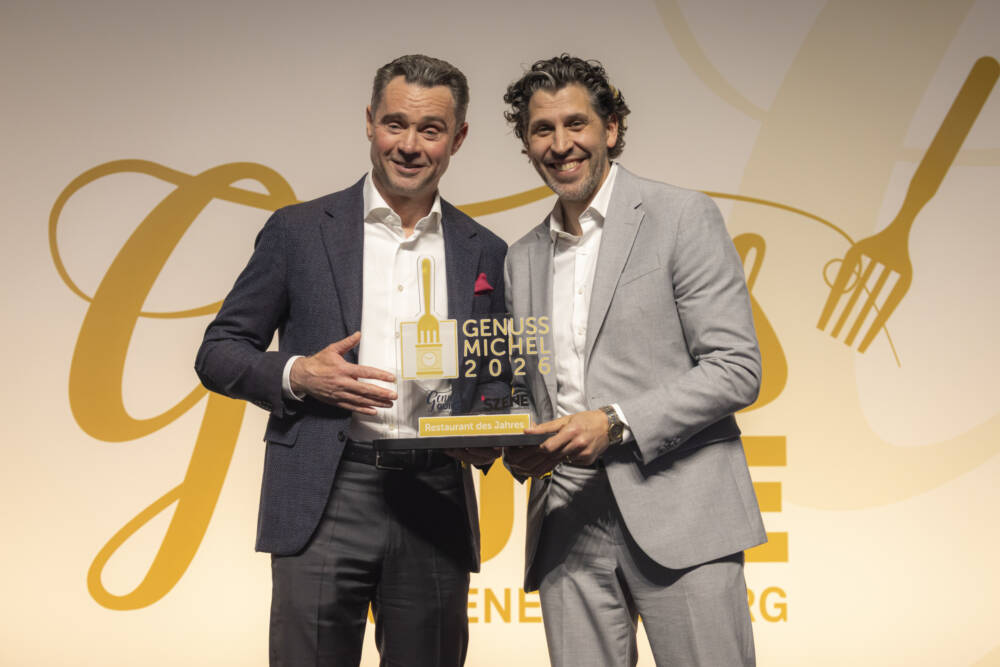 Dirk Kowalke und Benny Kast wurden mit dem Genuss-Michel für das Restaurant des Jahres 2026 ausgezeichnet / ©Jan-Rasmus Lippels 