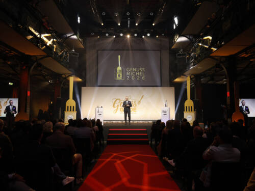 Feierliche Atmo: Bei der Genuss-Michel-Gala kommt die Hamburger Gastro-Szene zusammen / ©Jan Rasmus-Lippels