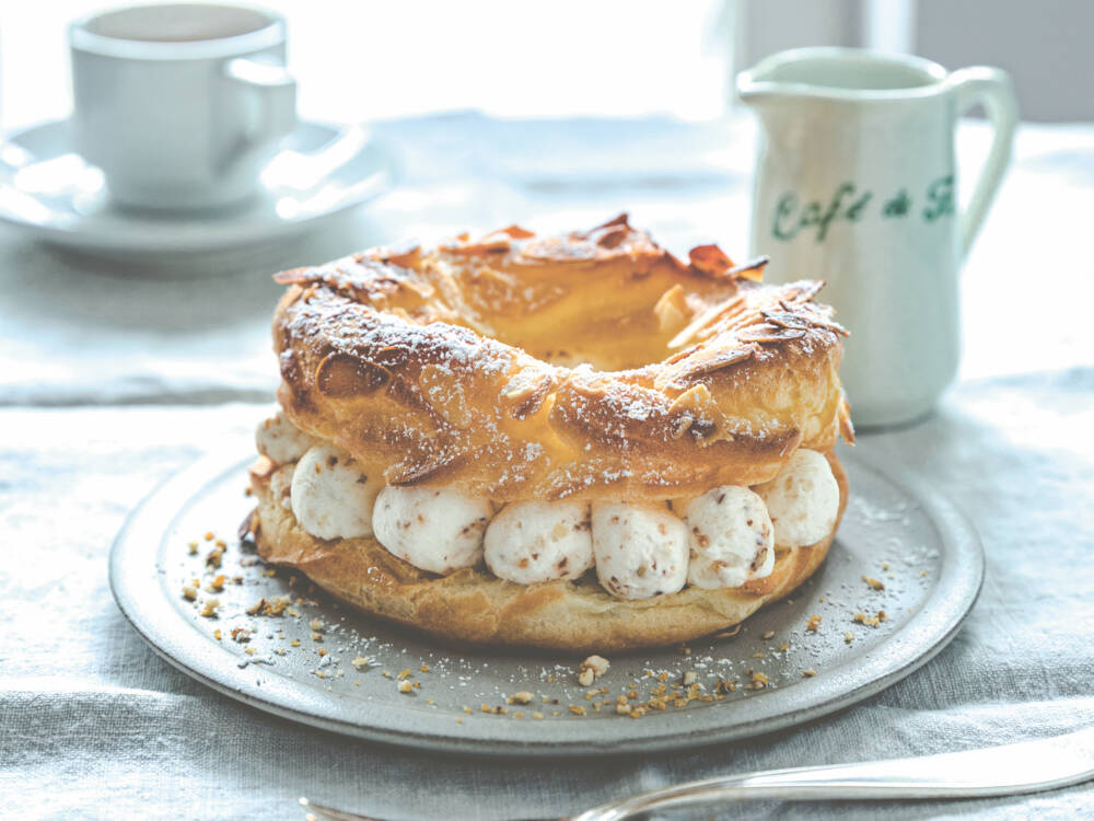 Französischer Klassiker aus der Patisserie: Rezept für Paris-Brest aus dem neuen Kochbuch von Anne-Katrin Weber  /©AT Verlag/Wolfgang Schardt