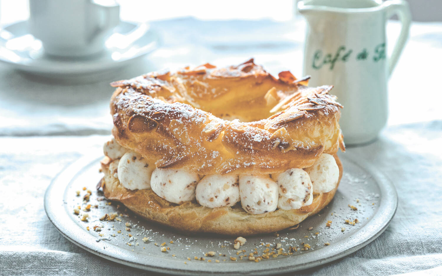 Französischer Klassiker aus der Patisserie: Rezept für Paris-Brest aus dem neuen Kochbuch von Anne-Katrin Weber  /©AT Verlag/Wolfgang Schardt
