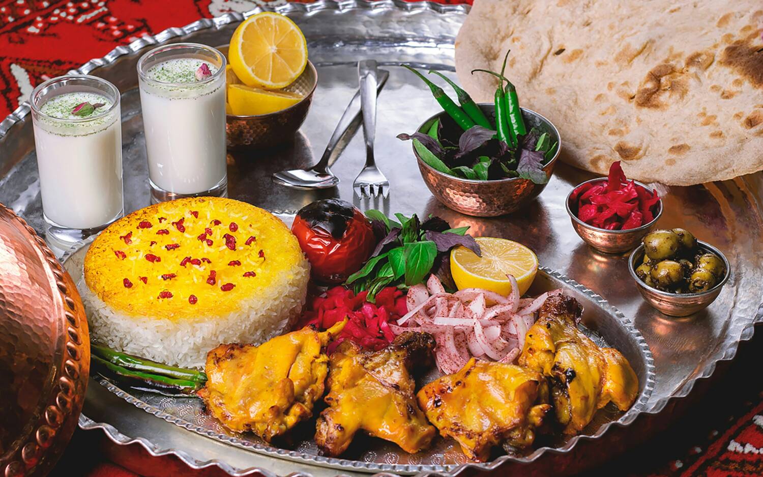 Moderne-persische Klassiker gibt es bei Alma Vera in Eppendorf! / ©Unsplash/maryam emkani