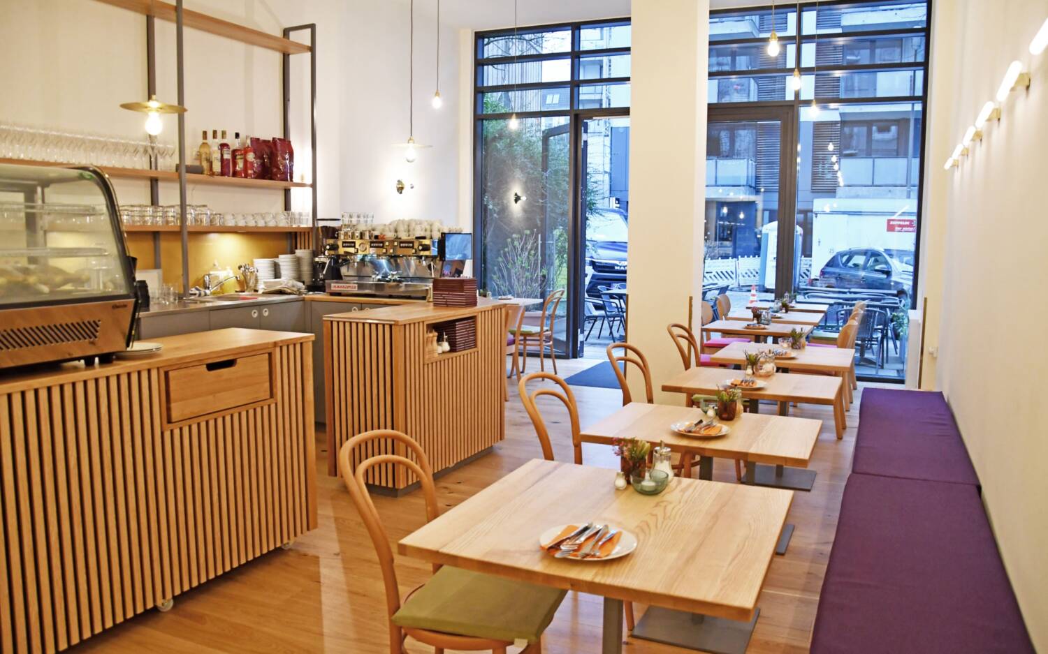 Nach dem Brand im vergangenen Sommer wurde das Café umfangreich renoviert / ©Alisa Kroh