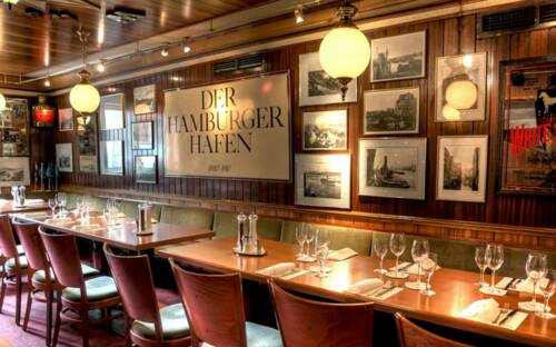 Rustikales aber zum wohlfühlen gemachtes Interieur / ©Michel Labskaus 