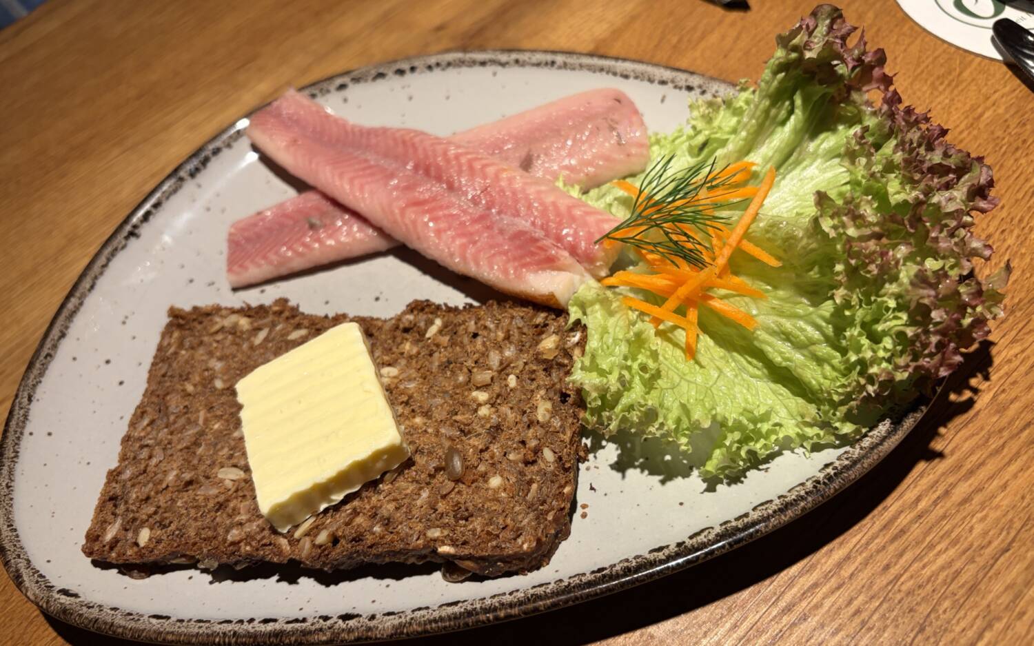 Wer eine Pause einlegen möchte, findet hier ein gutes Örtchen für eine nette Brotzeit / ©Michael Hein 