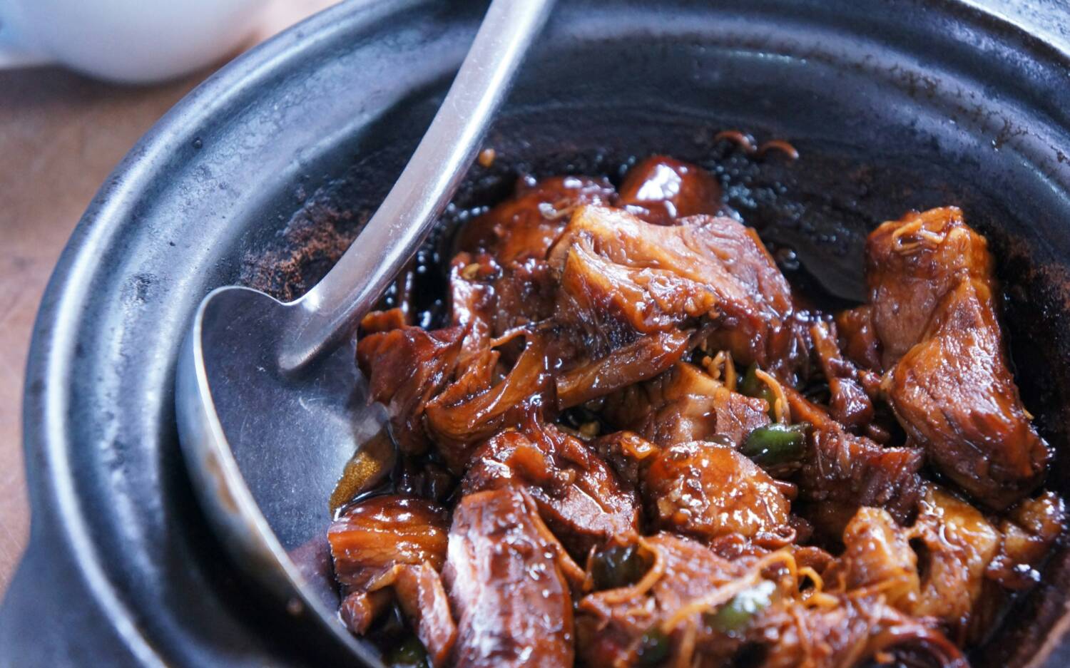 Zartes, aromatisches Ragout gibt es im Gasthof Alt Sieseby / ©Unspalsh/Yvonne Lee Harijanto