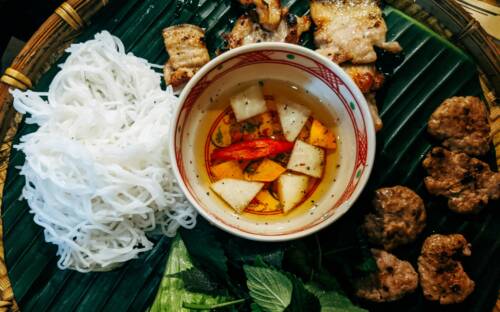 Bei Mama Luu’s Kitchen kommt vietnamesische Küche in großzügig bemessenen Portionen auf den Tisch / ©Unsplash/Markus Winkler