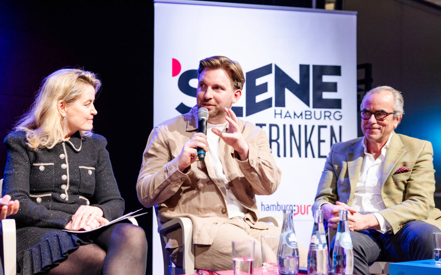 Christiane Iversen (Norwegian Seafood Council), Julian Lehmann (Pesca) und Christian Strasoldo (Friesenkrone) / ©Liza Holiarchuk