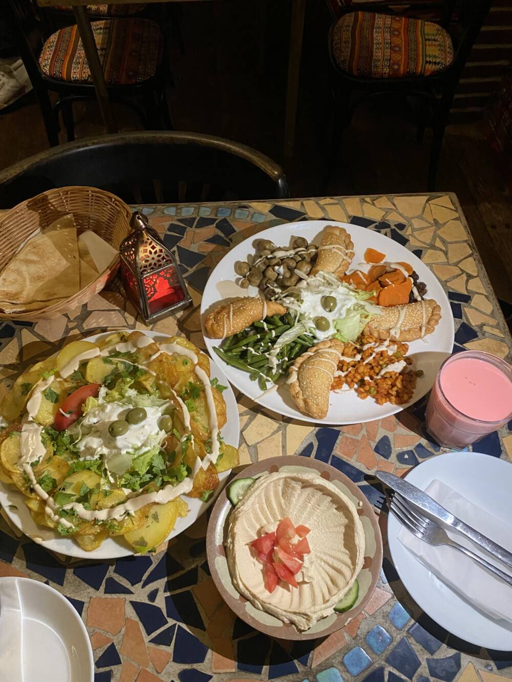 Das Azeitona an der Beckstraße serviert seit über 20 Jahren günstig orientalisches Essen / ©Tammy Kim Duong