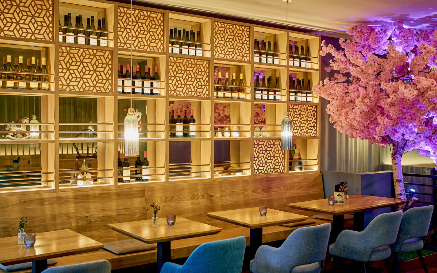 Das japanisch-koreanische Restaurant in Winterhude punktet auch mit einem eleganten Ambiente / ©Marc Sill