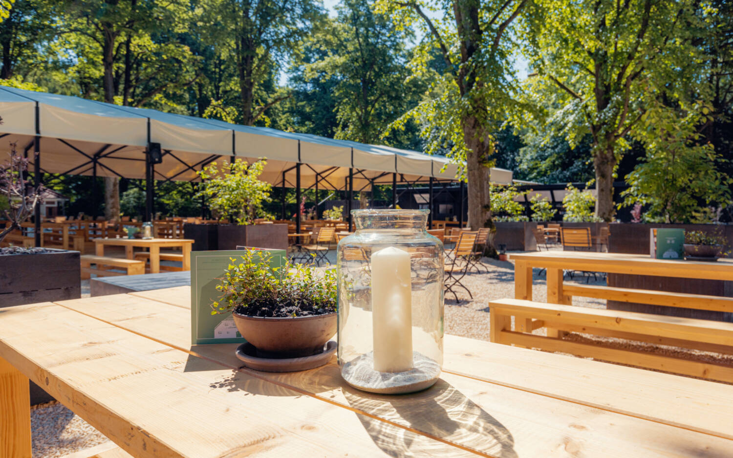 Der Biergarten im Landhaus Walter lockt wieder in den Hamburger Stadtpark / ©Landhaus Walter