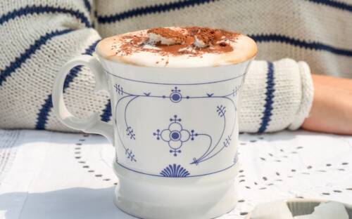 Der Pharisäer ist eine Kaffeespezialität mit Rum und Sahne von der Insel Nordstrand / ©
