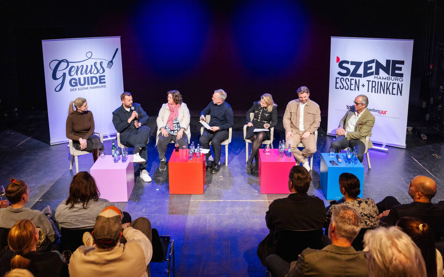 Diskutierten mit Moderator Markus Tirok (Mitte) über Fisch: Flora Engel, Fabio Haebel, Julia Steinberg-Böthig, Christine Iversen, Julian Lehmann und Christian Strasoldo (von links)