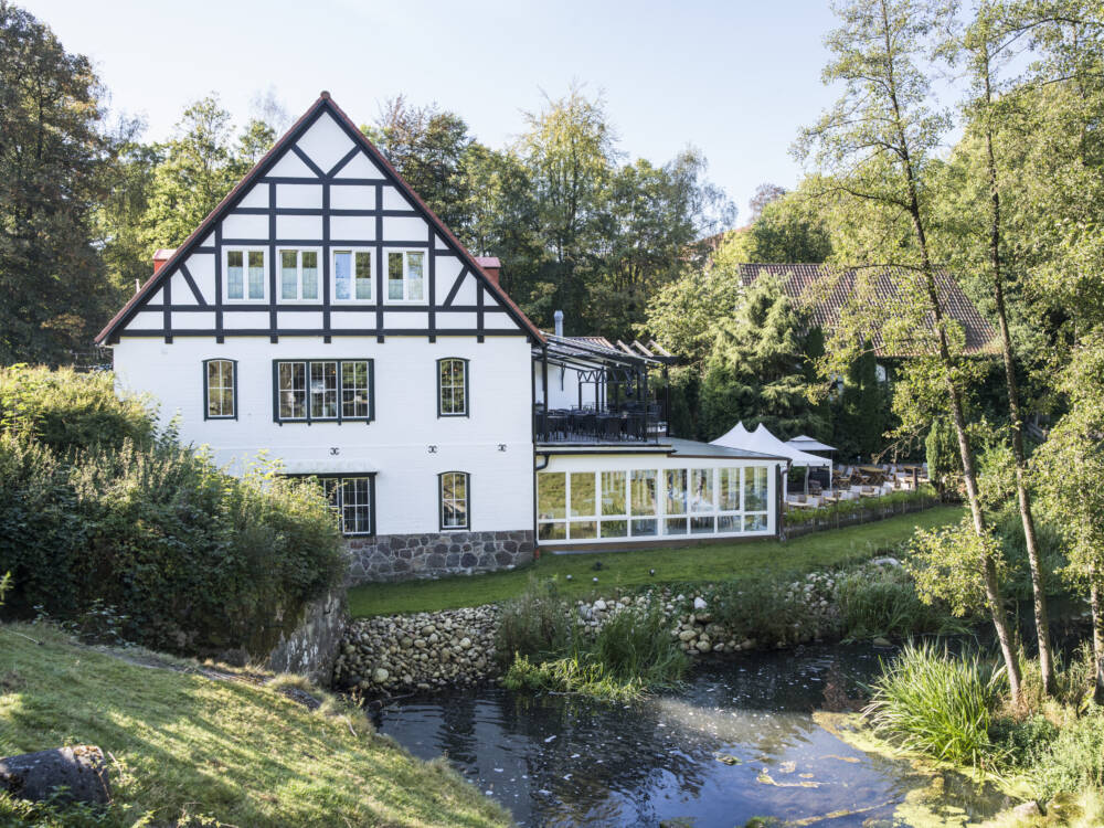 Heimatküche schlemmen im idyllischen Ambiente der Fürst Bismarck Mühle / ©Christian Geisler