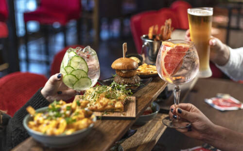 Internationale Tapas zu kreativen Drinks in Zirkus-Ambiente: die schwedische Gastro-Kette Pincho Nation kommt bald nach Hamburg / ©Pincho Nation AB