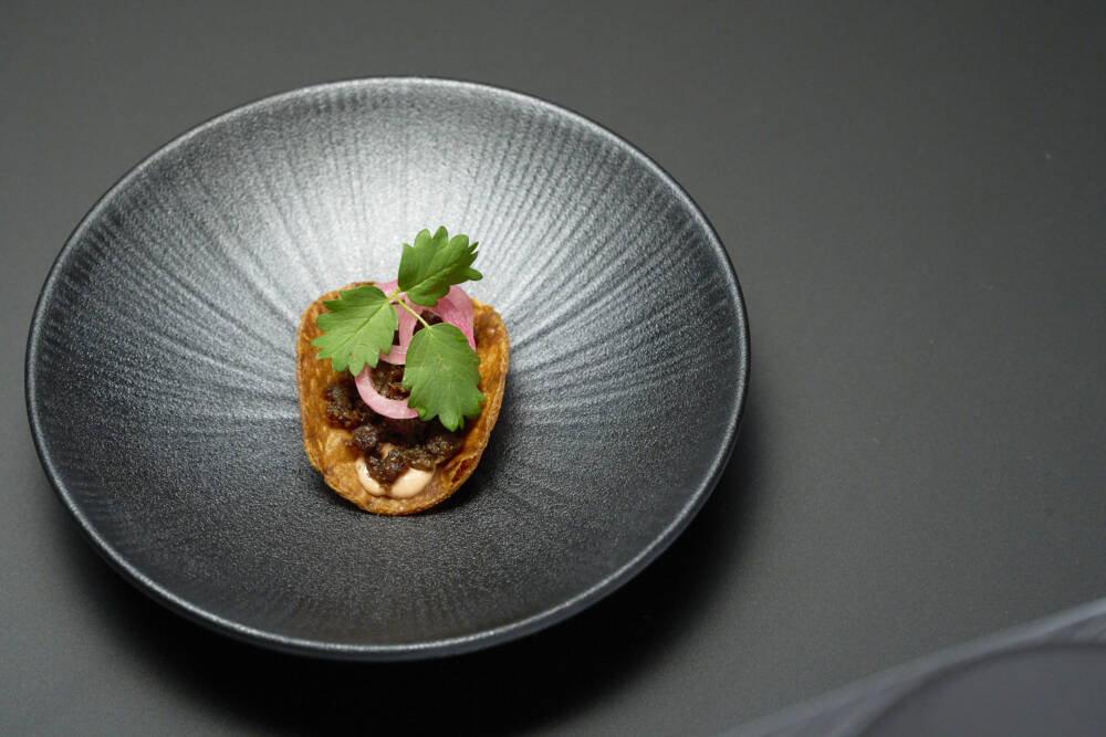 Kleine köstliche Kreationen: Goat setzt auf ein Fine-Dining Fingerfood-Catering / ©Hendrik Nennecke Photography