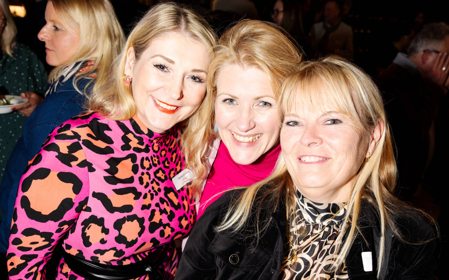 Schauspielerin Sandra Quadflieg, Moderatorin Anke Harnack und Lüneburgs Marketingchefin Melanie-Gitte Lansmann / ©Liza Holiarchuk