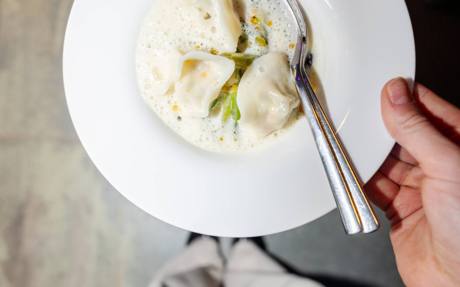 Stubenküken-Ravioli vom Landhaus Scherrer / ©Liza Holiarchuk