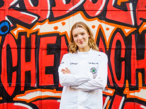 Svea Marie Kropp wurde als beste Nachwuchsköchin Deutschlands ausgezeichnet / ©Transgourmet/Gregor Ott