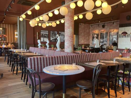 Am 18. Juni eröffnete das siebte L’Osteria-Restaurant in Hamburg: in Bergedorf gibt es künftig Pizza und Pasta am Serrahn / ©Alina Fedorova 