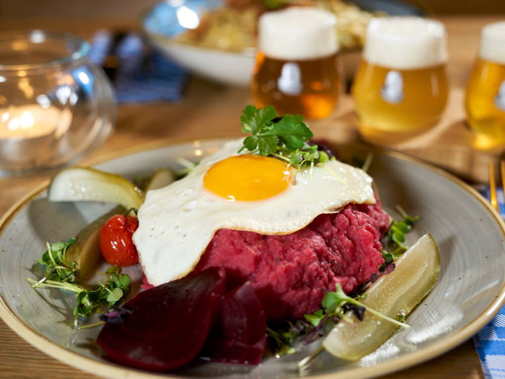 Ein echter Klassiker: Labskaus im Braugasthaus altes Mädchen / ©Marc Sill