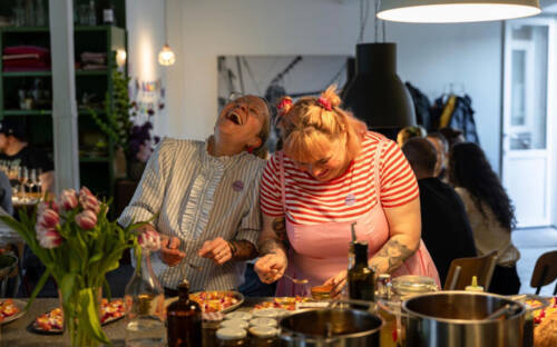 Lachen, kochen, Menschen treffen: 14 Jahre lang war die Loftküche Elli Neuberts zweites Zuhause / ©David Abel/Two Dolphins