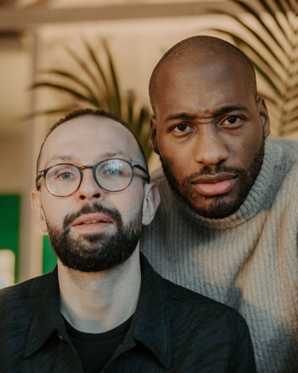 Mateusz A. Żurek und Jahmarley Grant haben sich für den Juli eine besondere Sommerkarte überlegt / © Criss Studio 