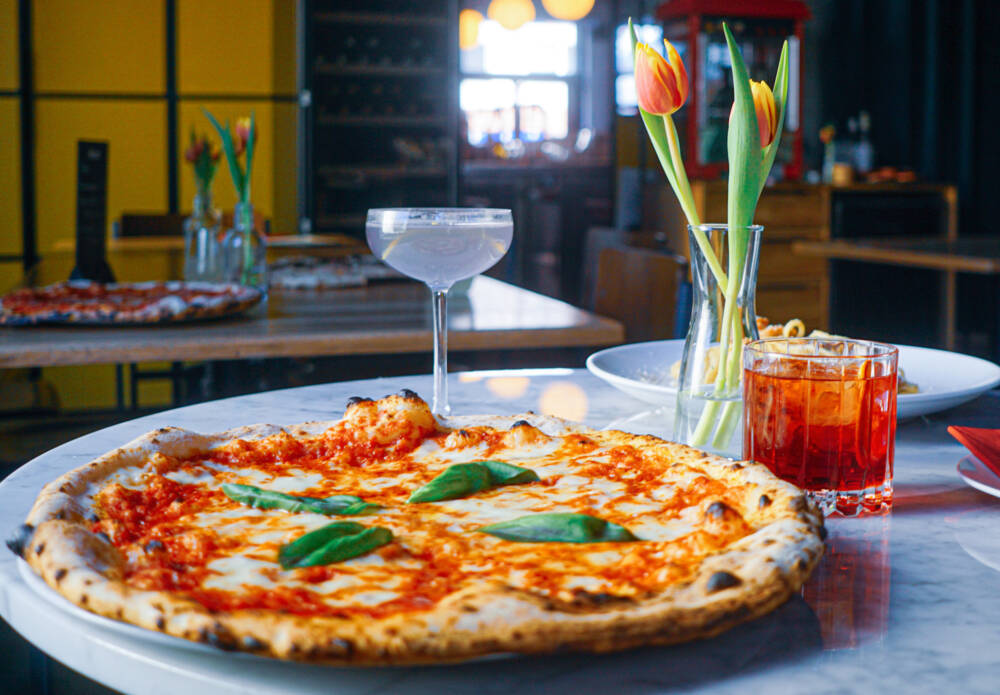 Neben italienischer Küche schätzten die Gäste auch das Aperitivo-Angebot aus der hauseigenen Bar / ©Da Michele