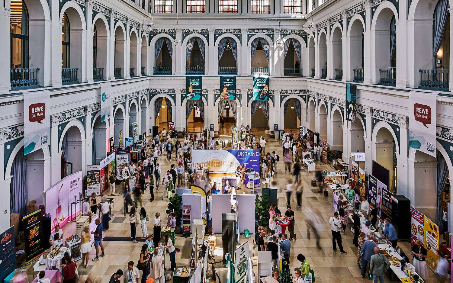 Rund 1000 Besucherinnen und Besucher waren beim Food Innovation Camp 2026 in der Handelskammer Hamburg /@Food Innovation Camp / Fotograf: Stefan Groenfeld