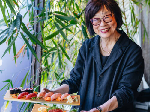 Seit 2012 betreibt Yoko Higashi das Yoshi im Alsterhaus, welches zum Testsieger 2026 in der Kategorie Sushi gekürt wurde / ©Julia Schumacher