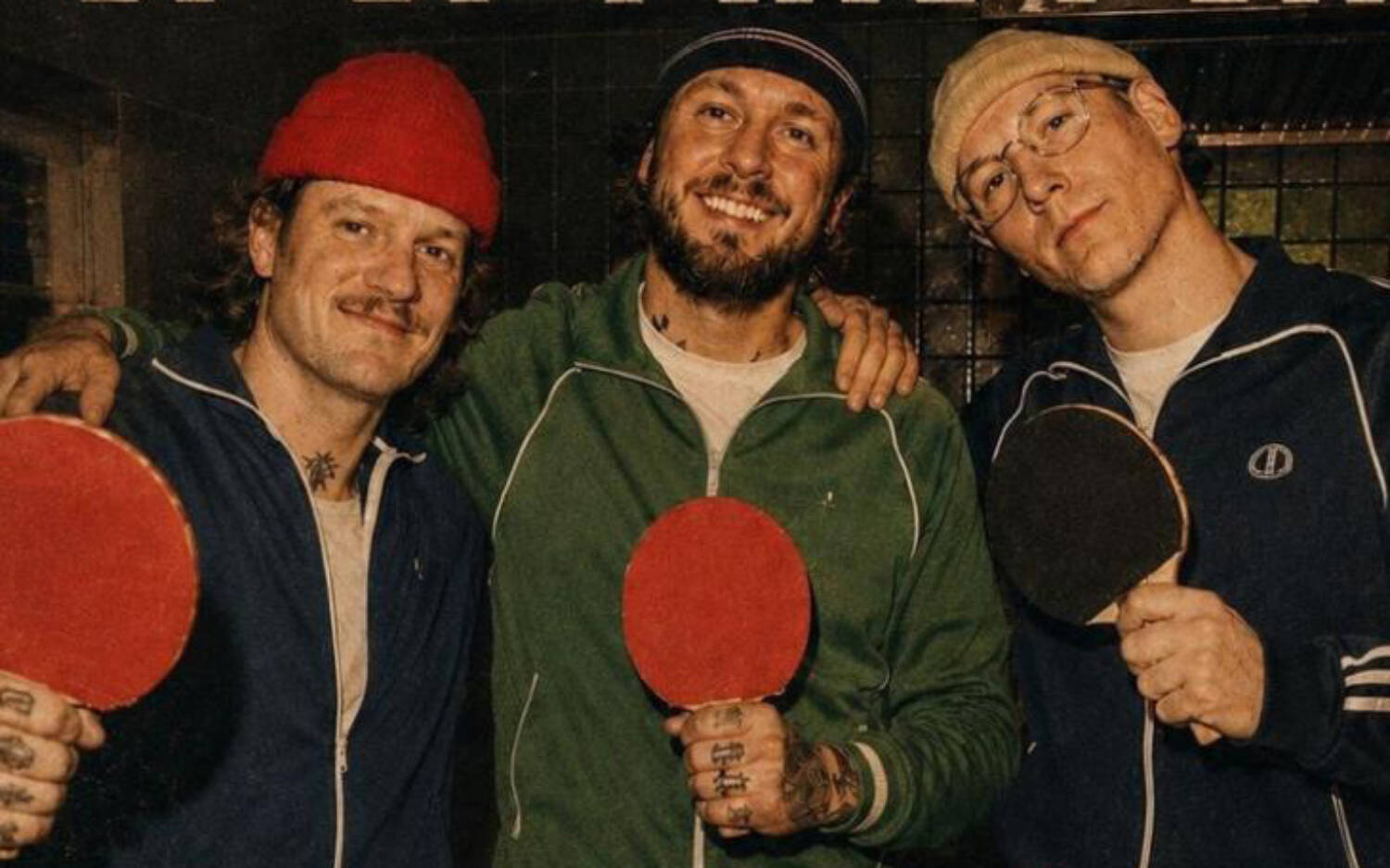 Vozy Kosikowski und Jo Riffelmacher vom Salt & Silver treffen Sternekoch Dennis Maier zum kulinarischen Pingpong (von link) / ©hfr