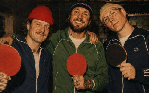 Vozy Kosikowski und Jo Riffelmacher vom Salt & Silver treffen Sternekoch Dennis Maier zum kulinarischen Pingpong (von link) / ©hfr